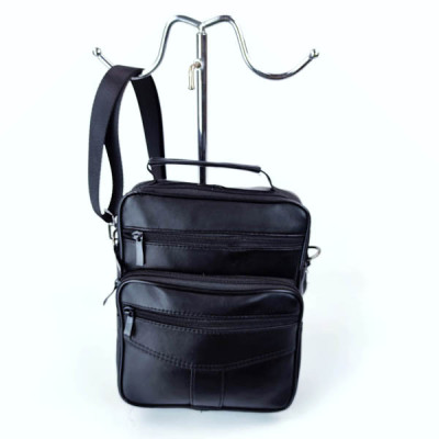 Borsa Tracolla Uomo in Vera Pelle Art. 525 Borsa Tracolla Uomo in Vera Pelle Art. 525